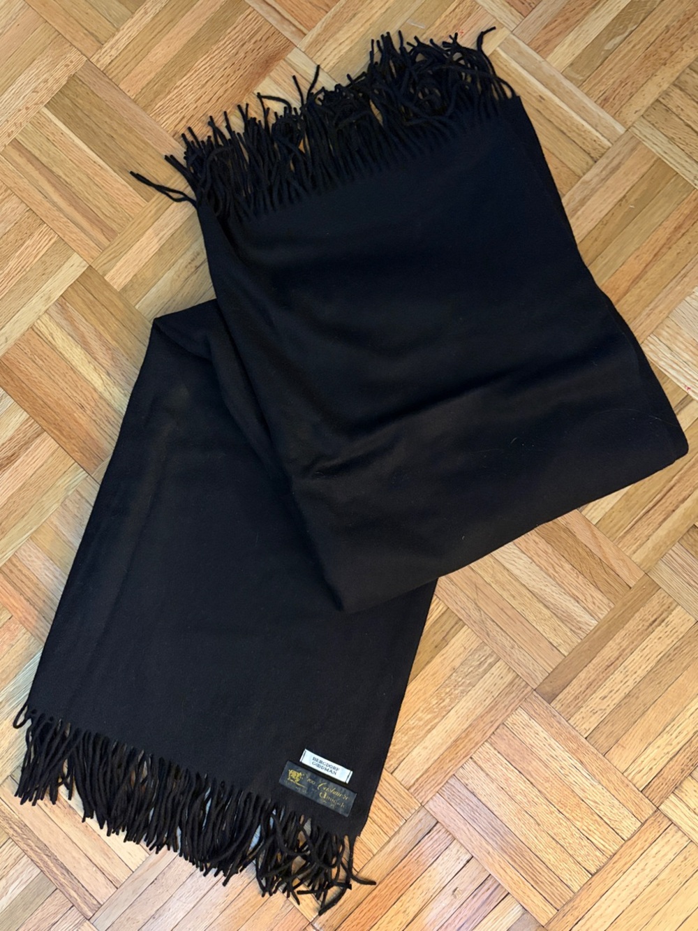 Bergdorf Goodman 55” x 48” VTG Blanket Scarf - Black - 100% Cashmere - OVERSIZED